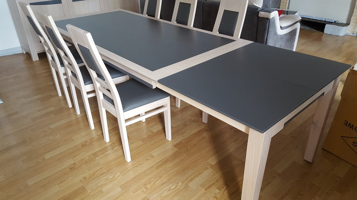 table de repas Askane cadre bois  avec détail allonge teintée gris