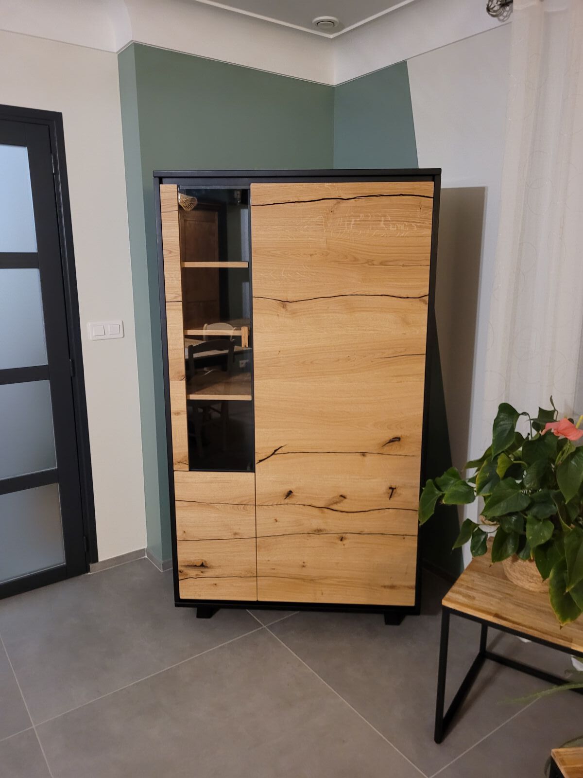 COLONNE VERRY TABLE AVEC PORTE VITREE