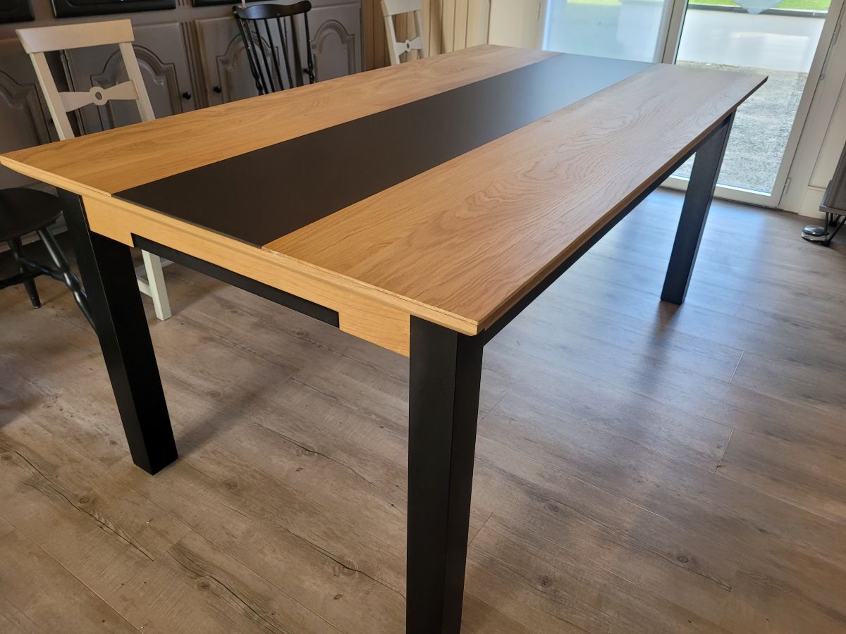 TABLE ASKANE CHENE ET NOIR FERMEE