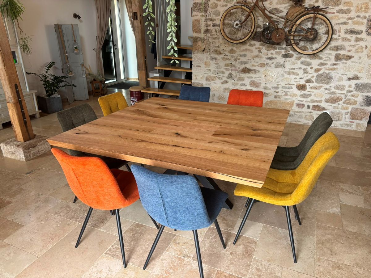 TABLE CARRE 160160