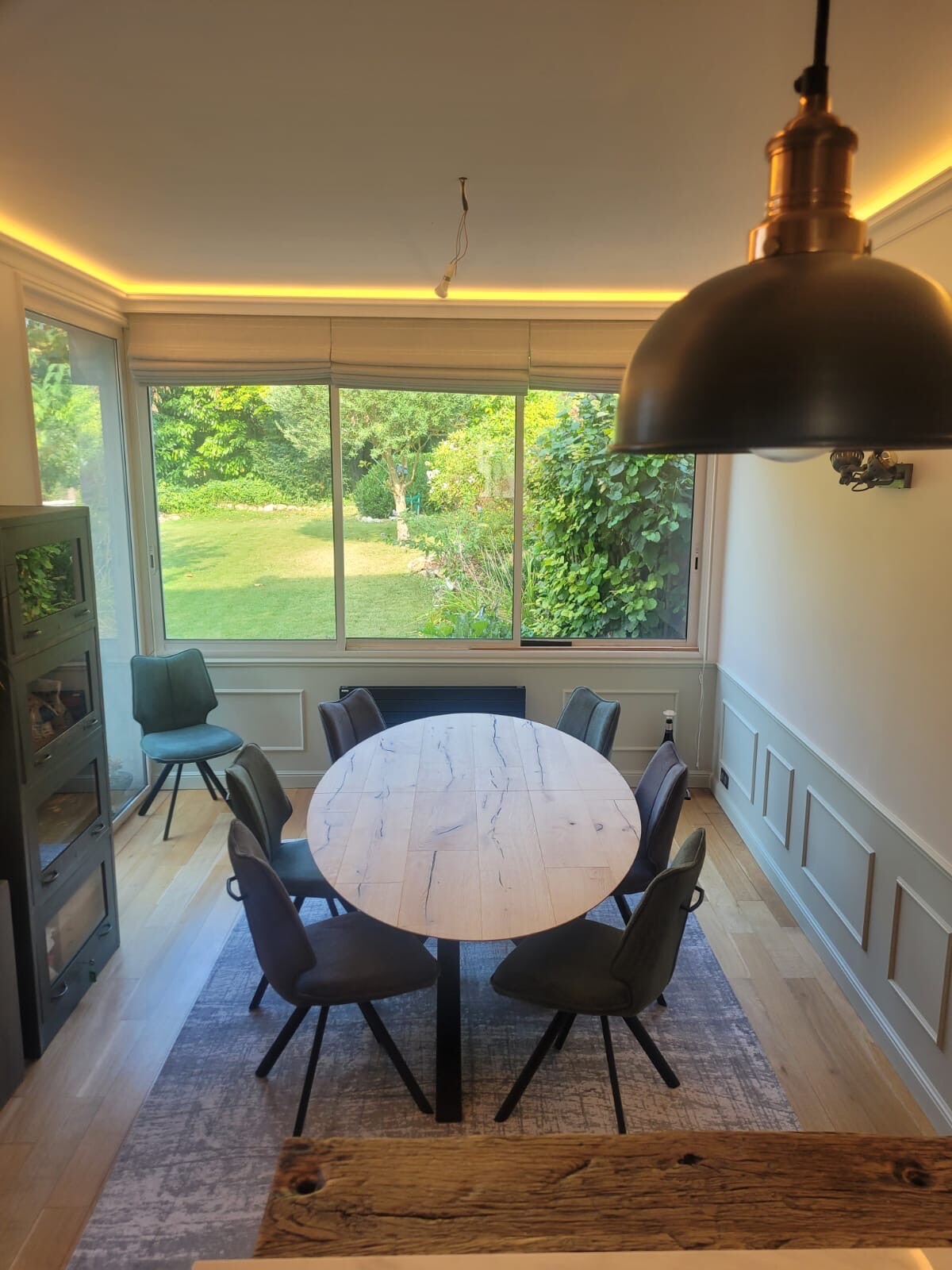 TABLE L230