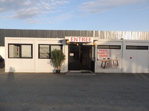 entree mag.JPG