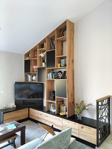SUR MESURE MEUBLE TV ET BIBLIOTHEQUE ET GARDE CORPS