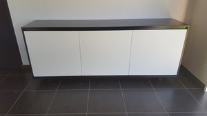 SUR MESURE ENFILADE LAQUEE BLANC NOIR