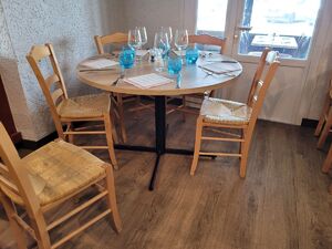 TABLE LA PETITE AUBERGE CHR